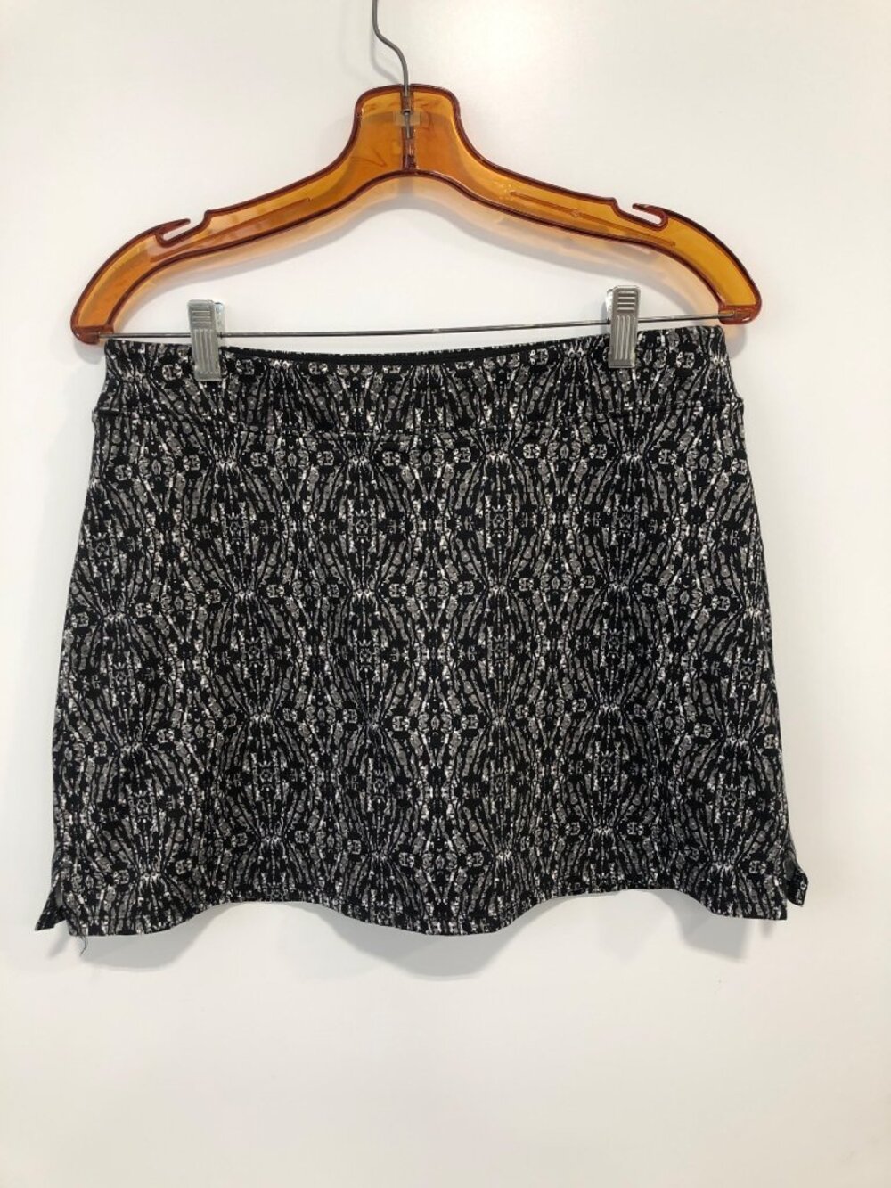 Tranquility Colorado Clothing Skort Womens Size Medium Black Gray Skirt Shorts
